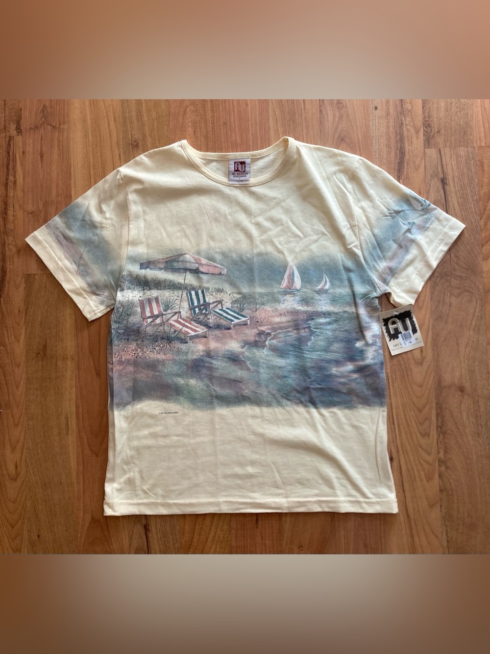 NWT VTG Art Unlimited Sportswear Women’s L Yellow Beach Sailboats Tshirt USA